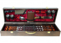 Подарочный набор шампуров с деревянной ручкой в чемодане из кожи (7шт)